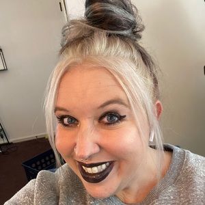 Meet your Posher, Destiny